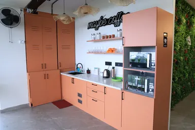 Production Friendly Workspace image 2