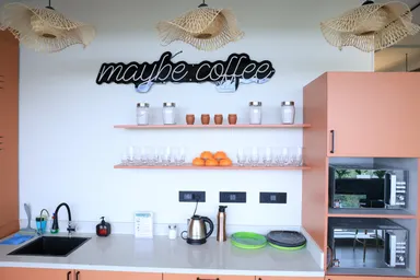 Production Friendly Workspace image 3