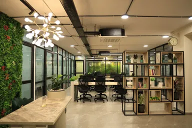 Production Friendly Workspace image 17