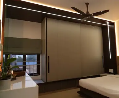 Elegant Contemporary Mansion image 16