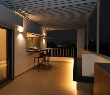 Elegant Contemporary Mansion image 13