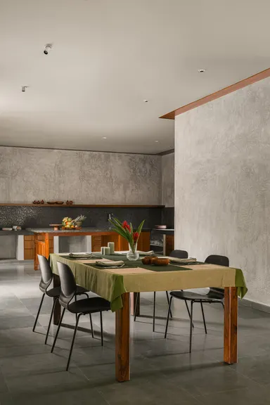 Courtyard Villa image 2