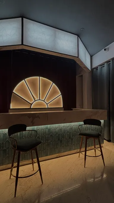 Versatile Multiple Set Studio Space-Floor 2 image 6