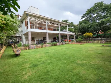 Duplex Guest House image 3