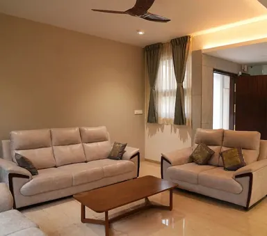 Elegant Contemporary Mansion image 25