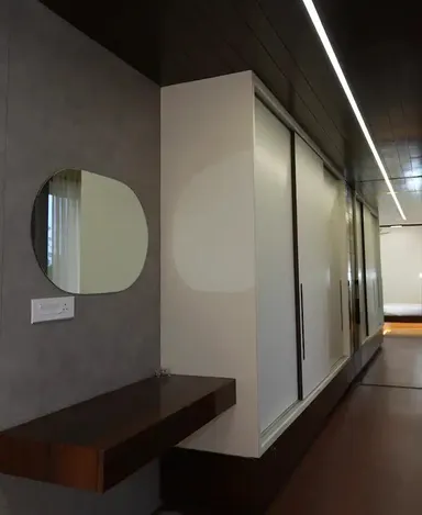 Elegant Contemporary Mansion image 28