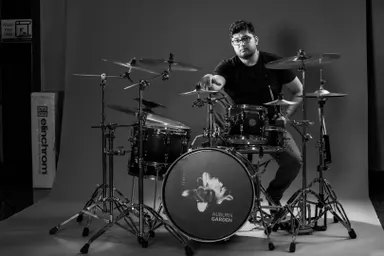 Well Equipped Photography Studio image 3